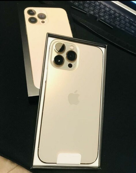 iPhone 11 Pro Max Doré