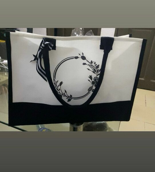 Sac cabas élégant noir et blanc