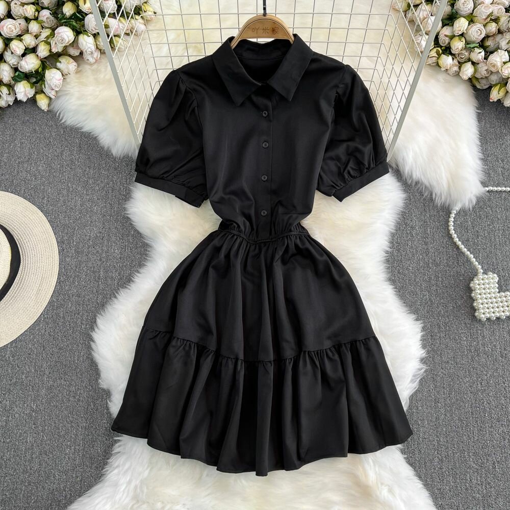 O-NECK SHORT SLEEVE PLEATED DRESS 