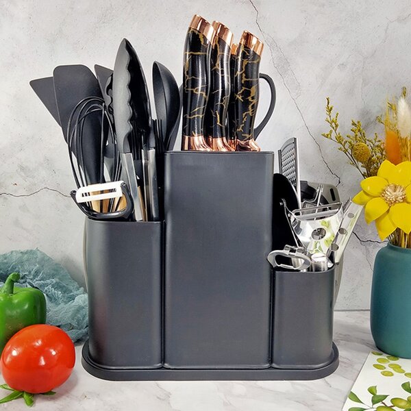 26 piece kitchenware set