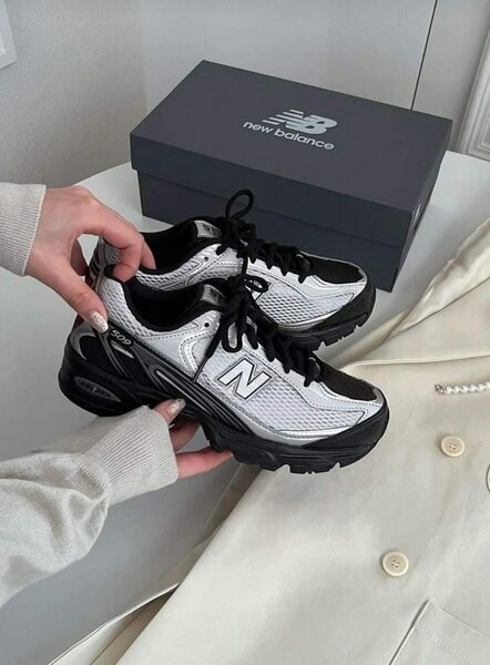 New Balance 530 noir et blanc