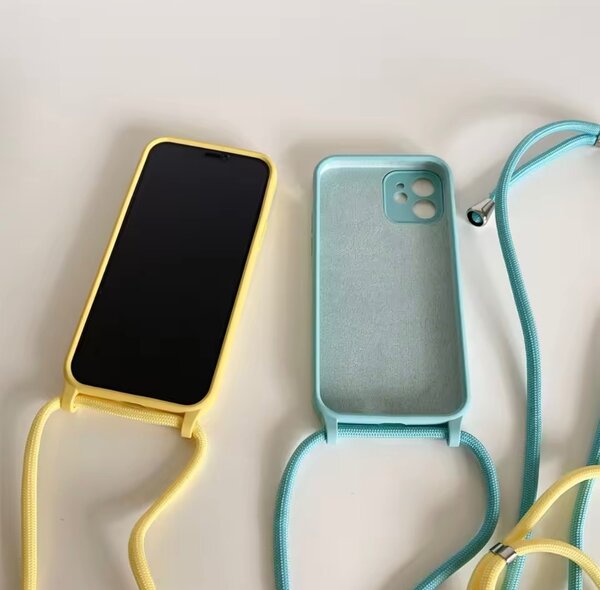 Coque téléphone avec cordon