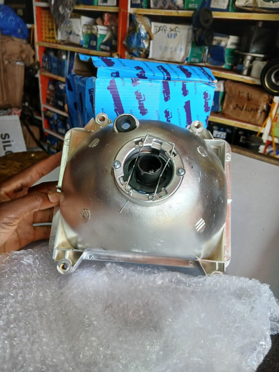 Car Headlight RENAULT MANAGER