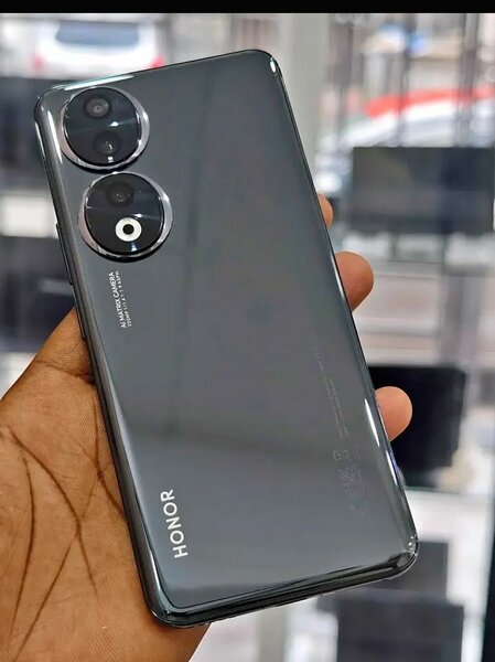 Smartphone HONOR moderne