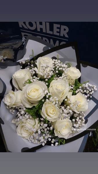 Bouquet de roses blanches élégantes