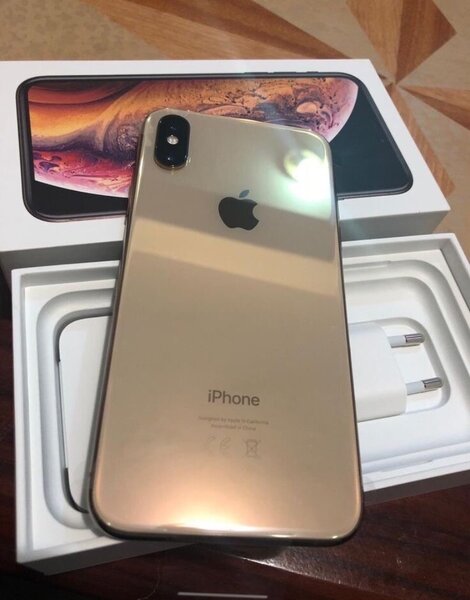iPhone X FRESH IN BOX