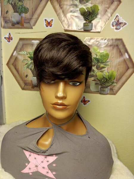 Perruque courte marron pour femme