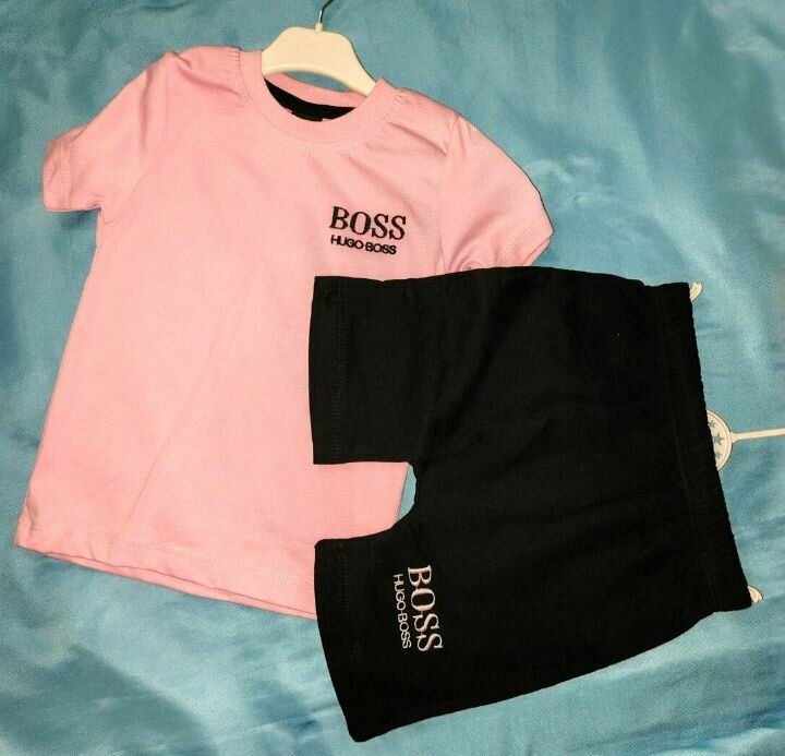 Ensemble garçons Nike, T-shirt et shorts