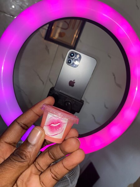 Creme de levres roses