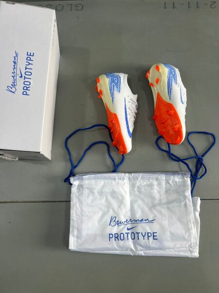 Chaussures de foot prototype