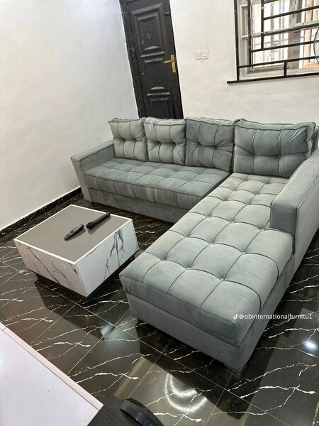 Canapé d'angle gris en tissu