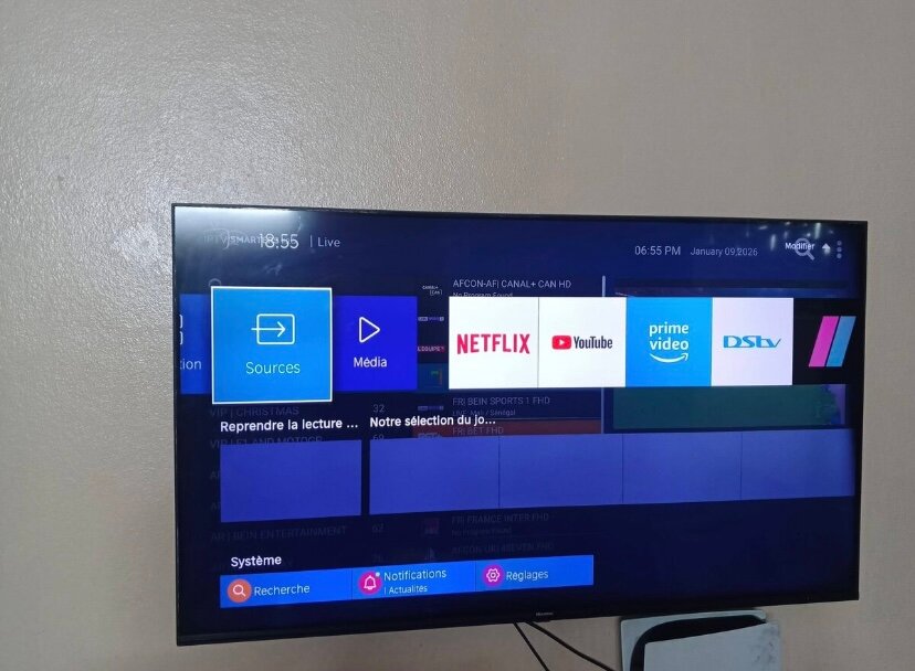 Téléviseur LED 24'' SMART HD