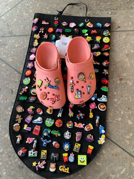 GIBBETS FOR YOUR CROCS