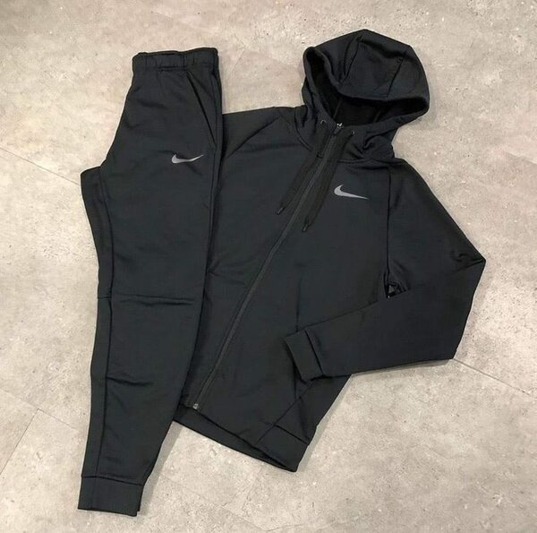 Ensemble de survêtement Nike