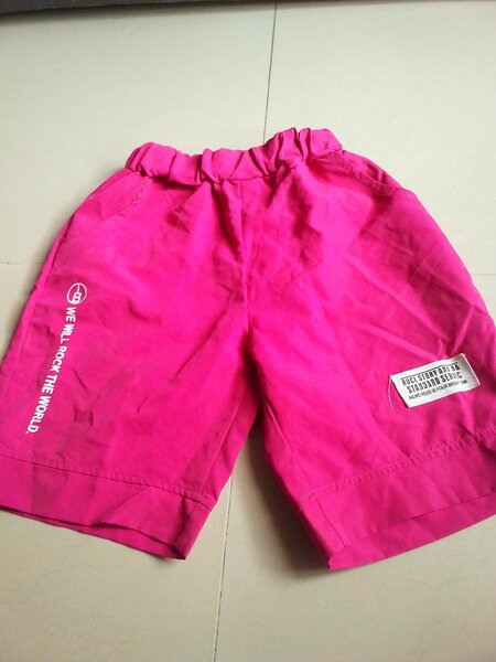 Shorts en coton rose vif