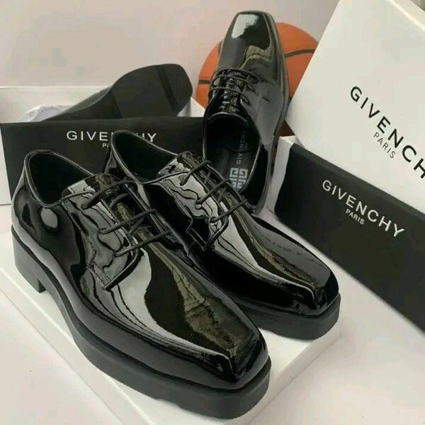 GIVENCHY MF4
