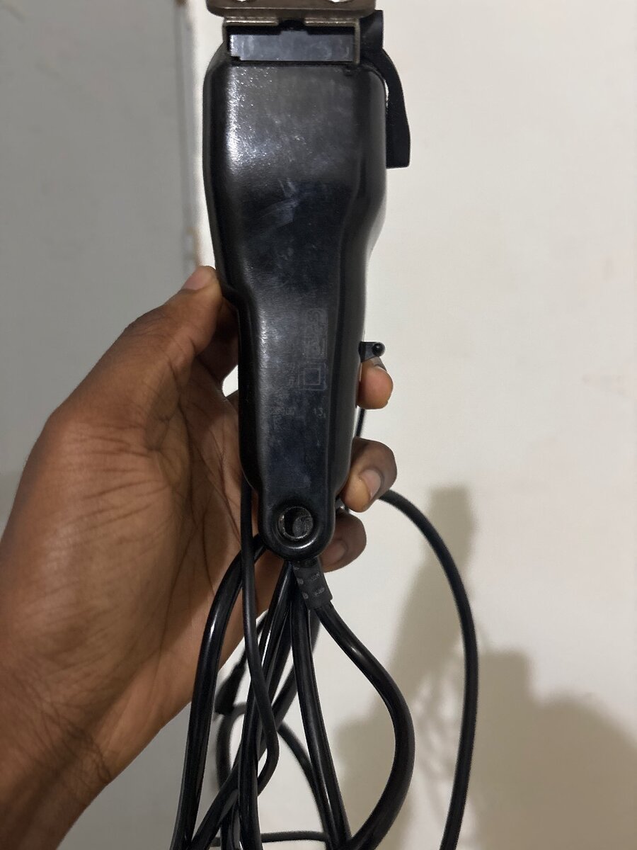 Tondeuse à fil casi neuve