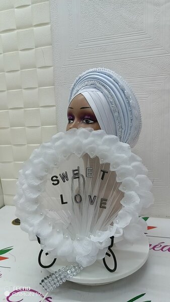 Turban et eventail de mariée