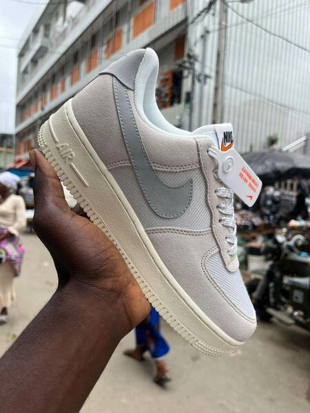 Baskets élégantes unisexes