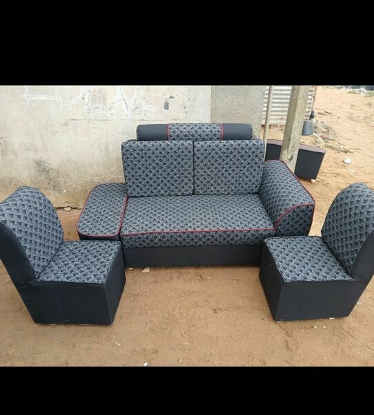 Ensemble canapé et fauteuils gris