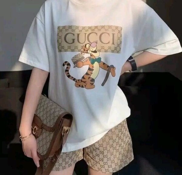 T-shirt Gucci Tiger Graphic pour homme