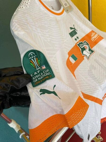 T-shirt de l'équipe sportive de football pour hommes