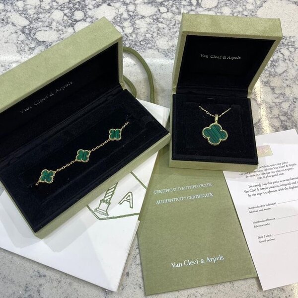 Van clef, Crystal, et œil de Fatima