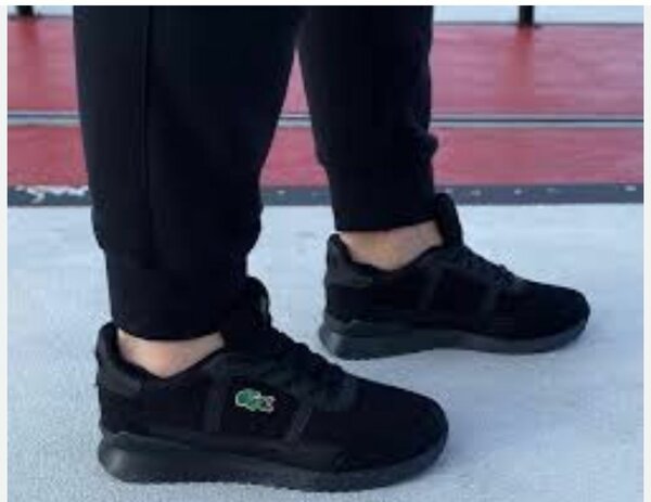 Sneakers noirs Lacoste
