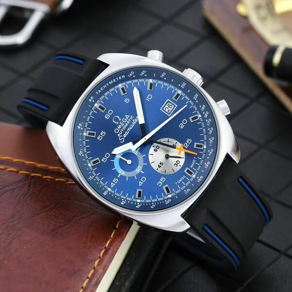 Montre Chronographe Homme Élégante