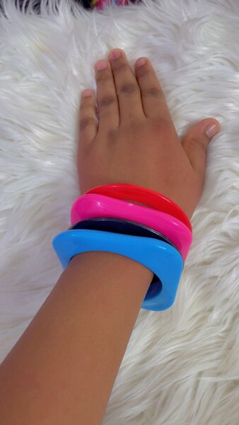 Bracelets colorés tendance