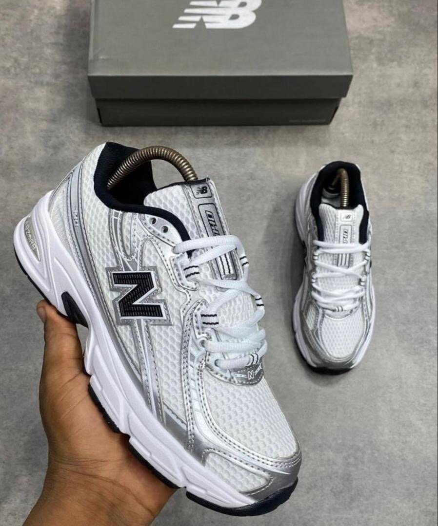 Baskets New Balance 530