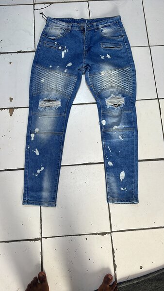 Jeans déchirés fashion