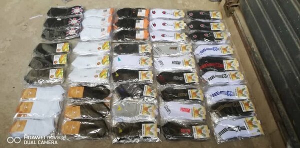 Lot de chaussettes colorées