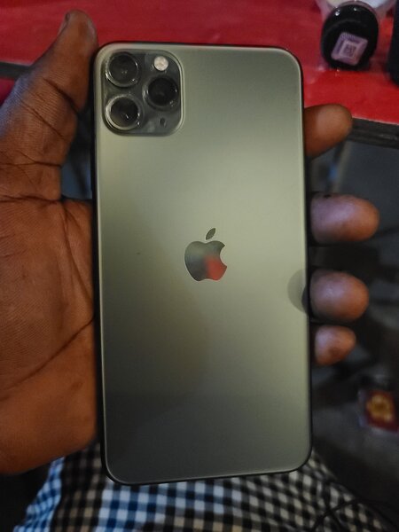 iPhone 11pro max 256gb