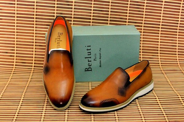 CHAUSSURE MOCASSIN  BERLUTI DE QUALITÉ ET ORIGINALE