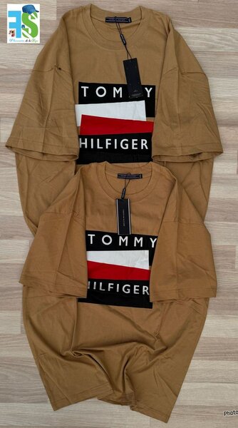 T-shirt Tommy Hilfiger marron