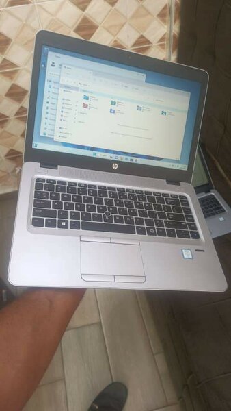 HP elitebook i5 8th Gen