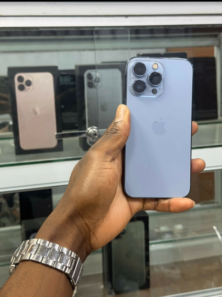 Apple iPhone Pro Max