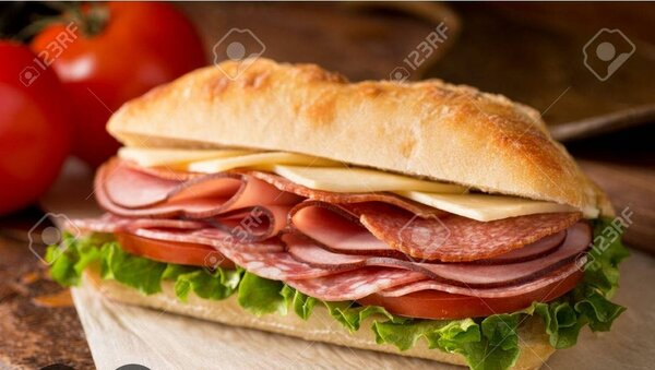 Sandwich charcuterie et fromag