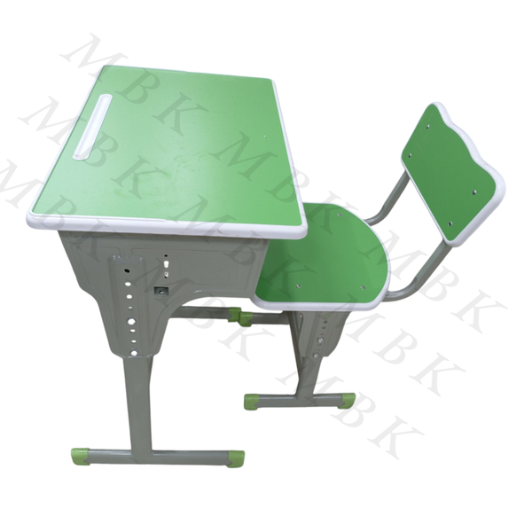 Table et chaise scolaire