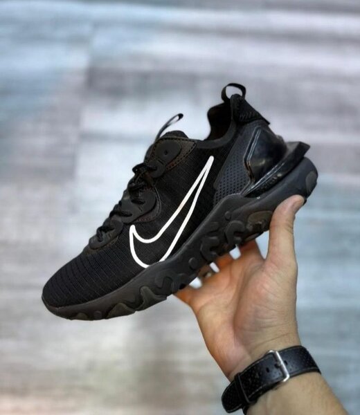 Chaussures de sport noires légères