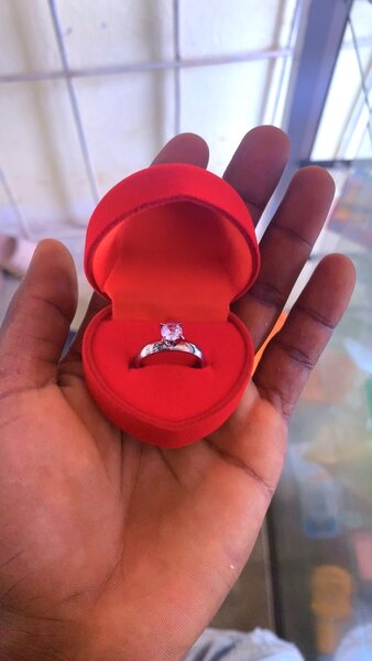 Bague en argent avec zircone