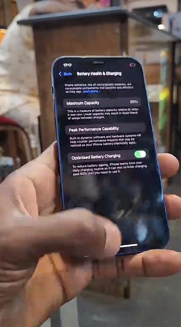 Apple iPhone 128Go bleu