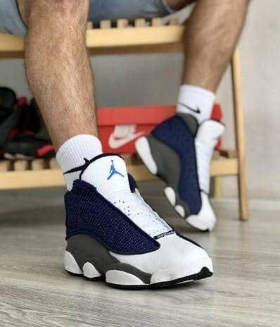 Chaussures de sport homme modernes