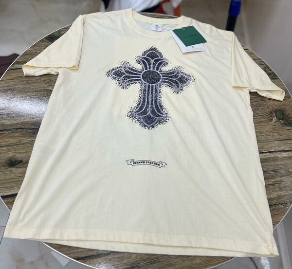 T-shirt imprimé croix homme