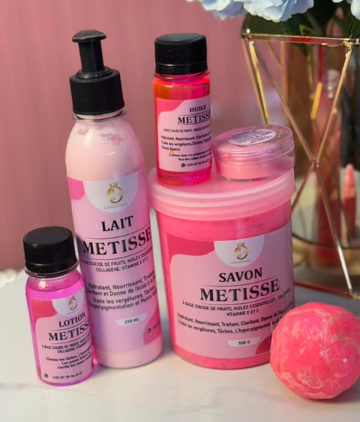 gammes métisse   la gamme qui traite les vergetures tache bouton vergetures point blanc 