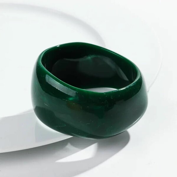 Bracelet en résine élégante