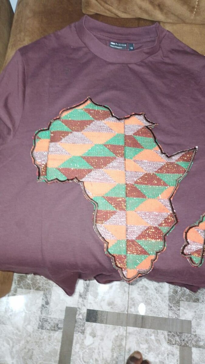 Embroidery  T-shirts  design