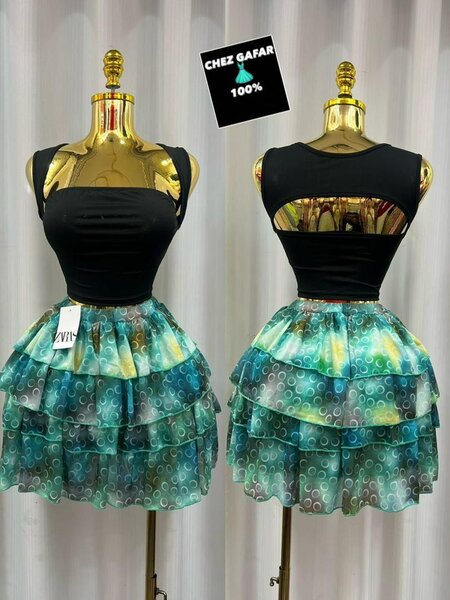 Robe élégante à volants pour femmes