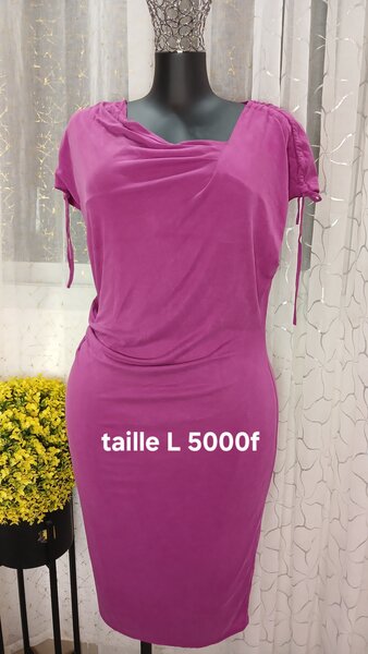 Robe Midi Élégante Femme